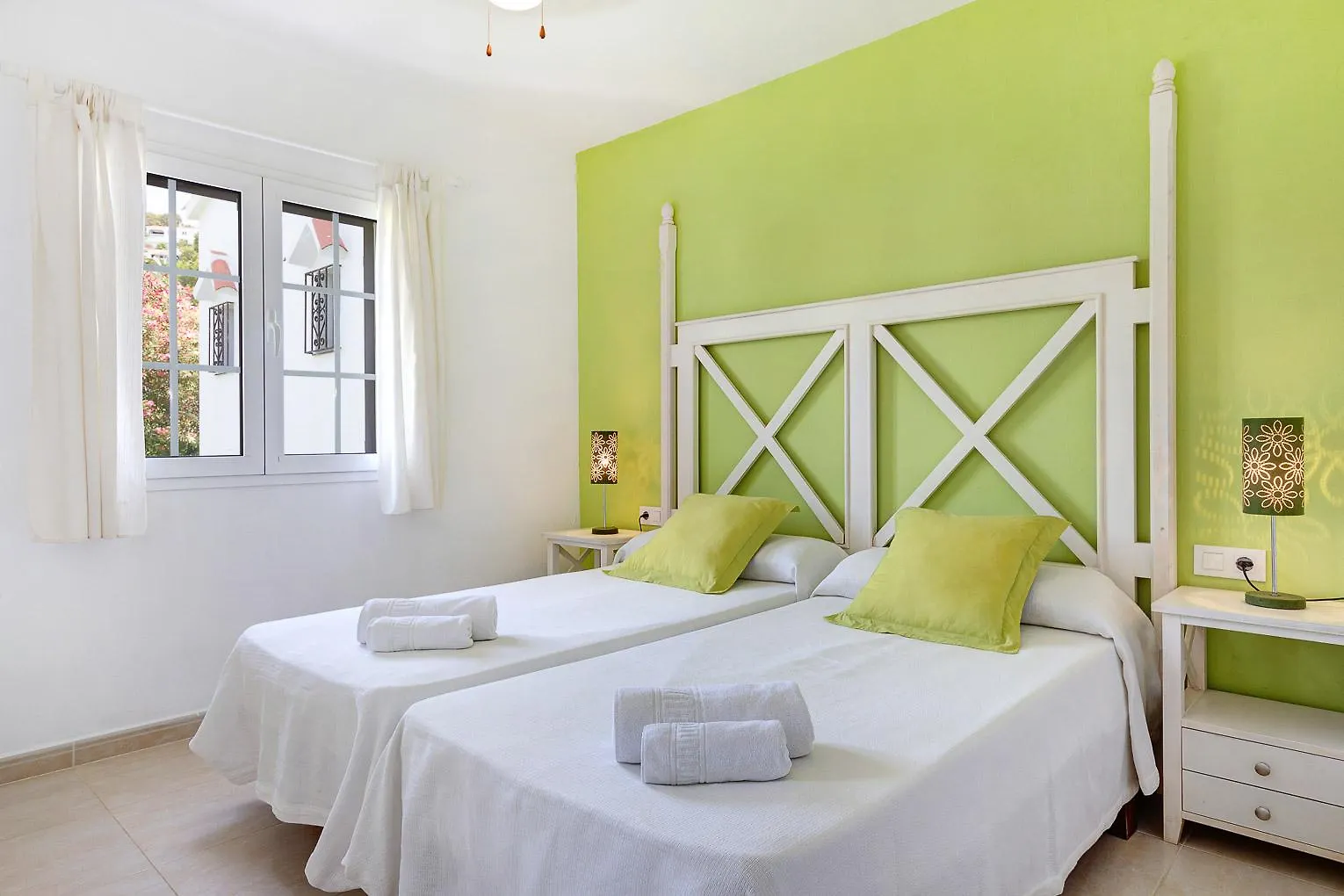 Son Bou Playa Gold Apartments Spain